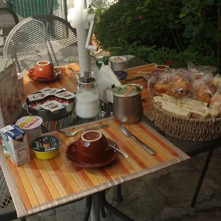 Zia Lina Отель Донго