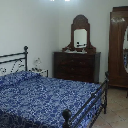 Zia Lina فندق مبيت وإفطار *