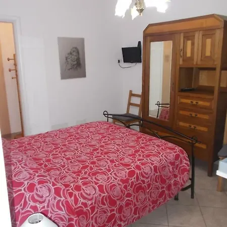 فندق مبيت وإفطار Zia Lina